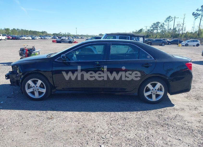 Photo 14 of 2013 Toyota Camry SE (VIN 4T1BF1FK7DU656230)