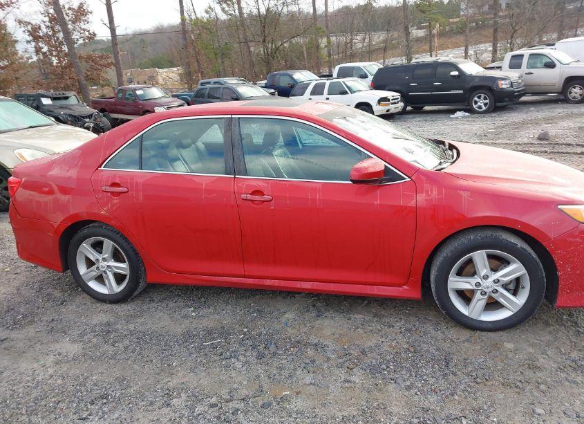 Photo 13 of 2013 Toyota Camry SE (VIN 4T1BF1FK7DU656907)