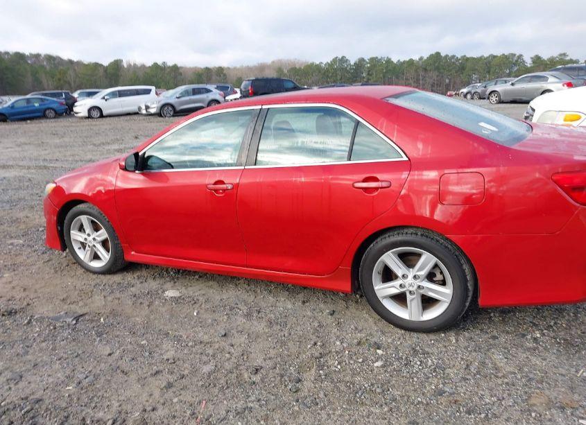 Photo 14 of 2013 Toyota Camry SE (VIN 4T1BF1FK7DU656907)