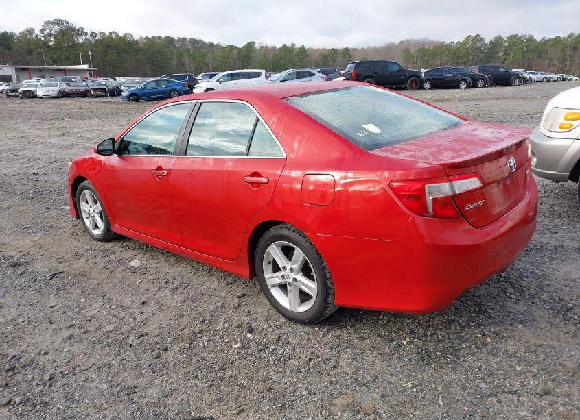 Photo 3 of 2013 Toyota Camry SE (VIN 4T1BF1FK7DU656907)