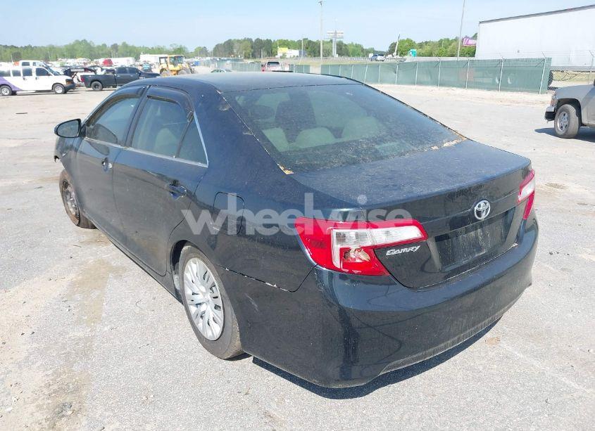 Photo 3 of 2013 Toyota Camry L (VIN 4T1BF1FK7DU692807)