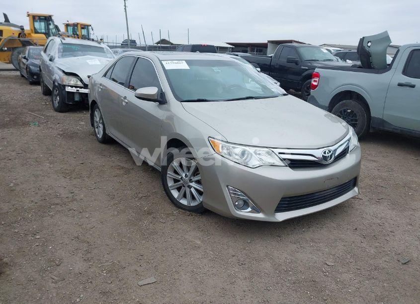 2013 Toyota Camry XLE (VIN 4T1BF1FK7DU695271) main photo