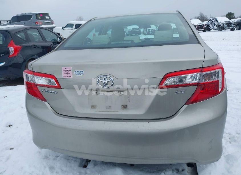Photo 16 of 2013 Toyota Camry LE (VIN 4T1BF1FK7DU713896)