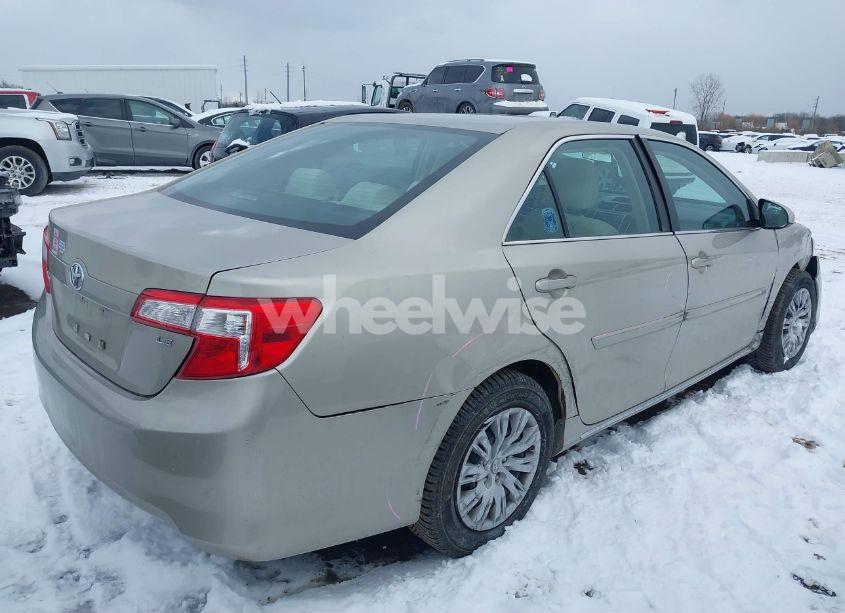 Photo 4 of 2013 Toyota Camry LE (VIN 4T1BF1FK7DU713896)