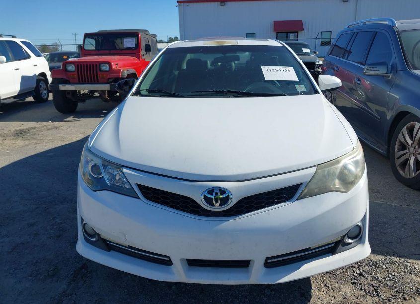 Photo 6 of 2014 Toyota Camry SE SPORT (VIN 4T1BF1FK7EU307599)