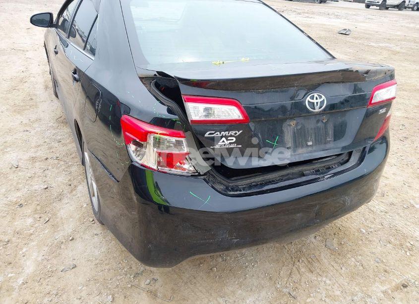 Photo 12 of 2014 Toyota Camry SE (VIN 4T1BF1FK7EU309742)