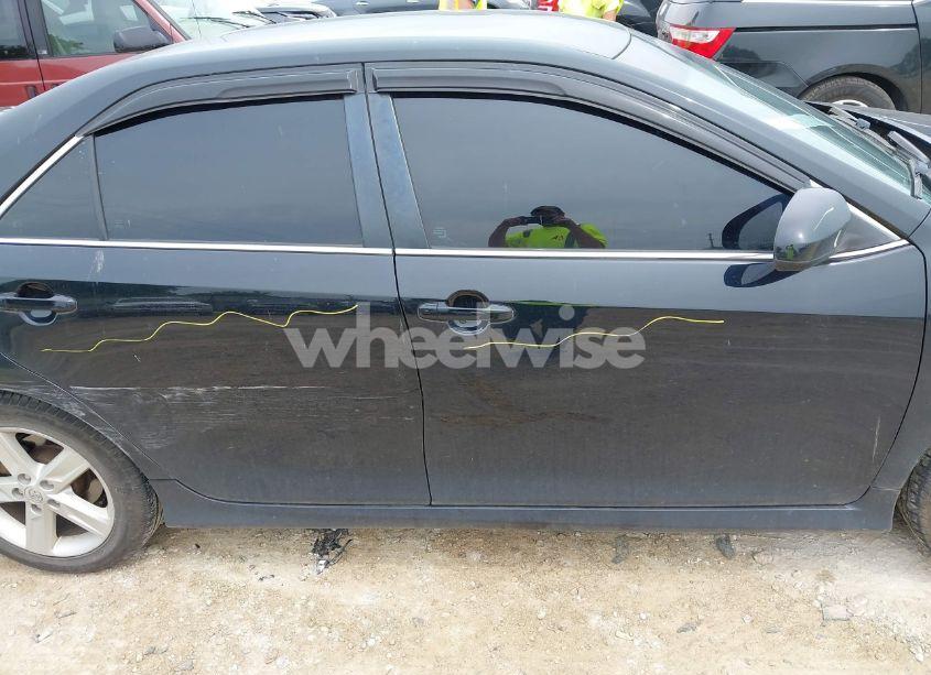 Photo 14 of 2014 Toyota Camry SE (VIN 4T1BF1FK7EU309742)