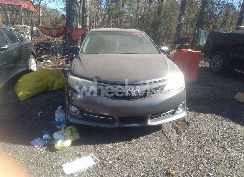 Photo 11 of 2014 Toyota Camry SE (VIN 4T1BF1FK7EU322295)