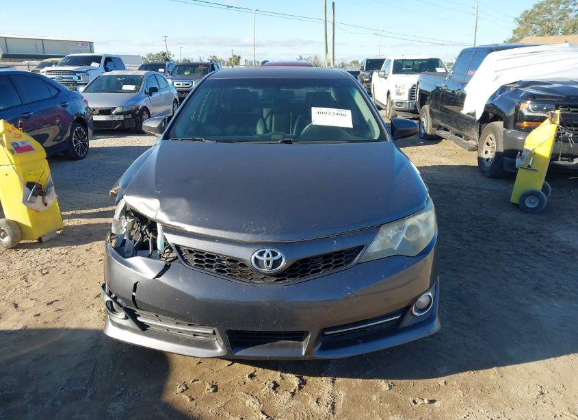 Photo 12 of 2014 Toyota Camry SE (VIN 4T1BF1FK7EU323088)