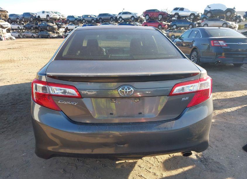 Photo 16 of 2014 Toyota Camry SE (VIN 4T1BF1FK7EU323088)