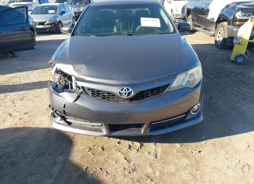 Photo 6 of 2014 Toyota Camry SE (VIN 4T1BF1FK7EU323088)