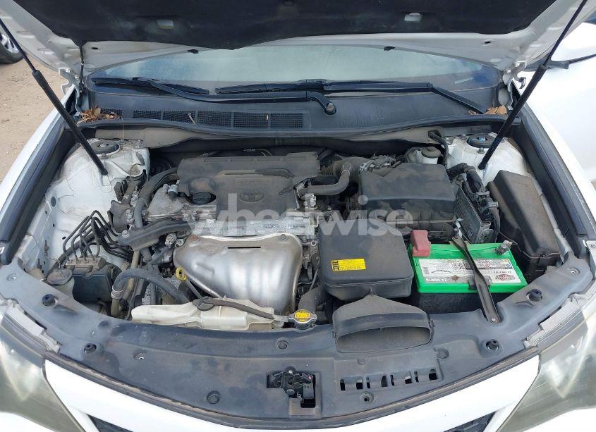 Photo 10 of 2014 Toyota Camry SE SPORT (VIN 4T1BF1FK7EU324063)