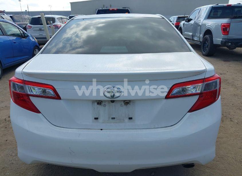 Photo 16 of 2014 Toyota Camry SE SPORT (VIN 4T1BF1FK7EU324063)