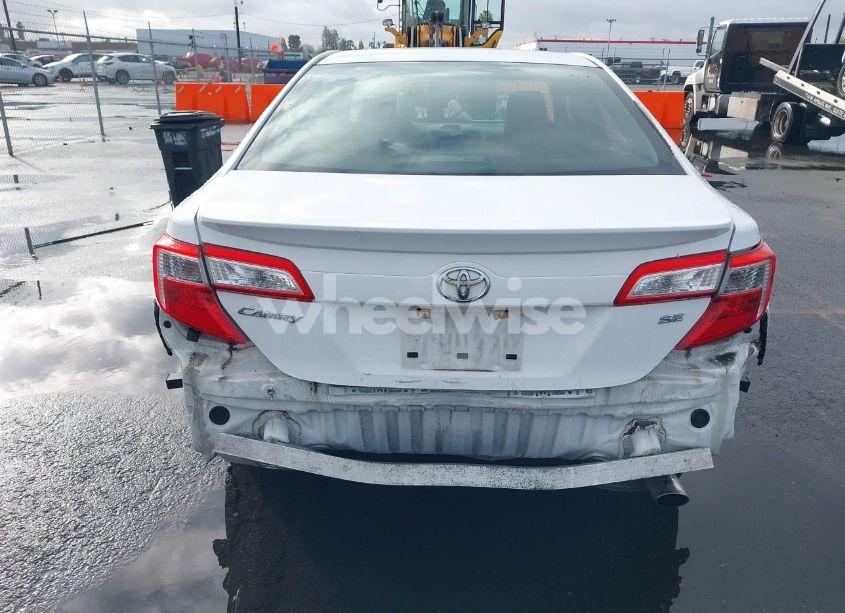 Photo 16 of 2014 Toyota Camry SE (VIN 4T1BF1FK7EU349772)