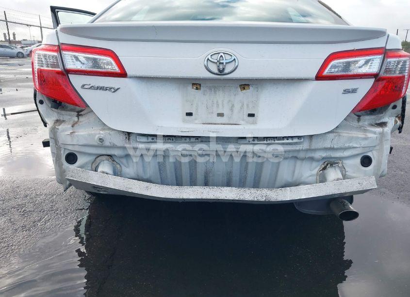 Photo 17 of 2014 Toyota Camry SE (VIN 4T1BF1FK7EU349772)