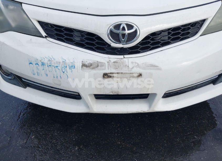 Photo 6 of 2014 Toyota Camry SE (VIN 4T1BF1FK7EU349772)