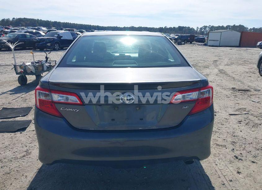 Photo 16 of 2014 Toyota Camry SE (VIN 4T1BF1FK7EU364045)