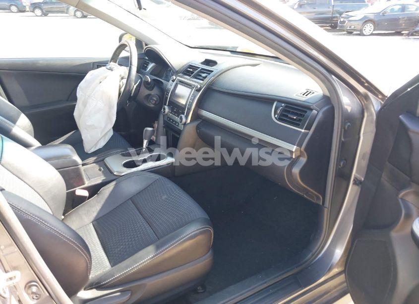 Photo 5 of 2014 Toyota Camry SE (VIN 4T1BF1FK7EU364045)