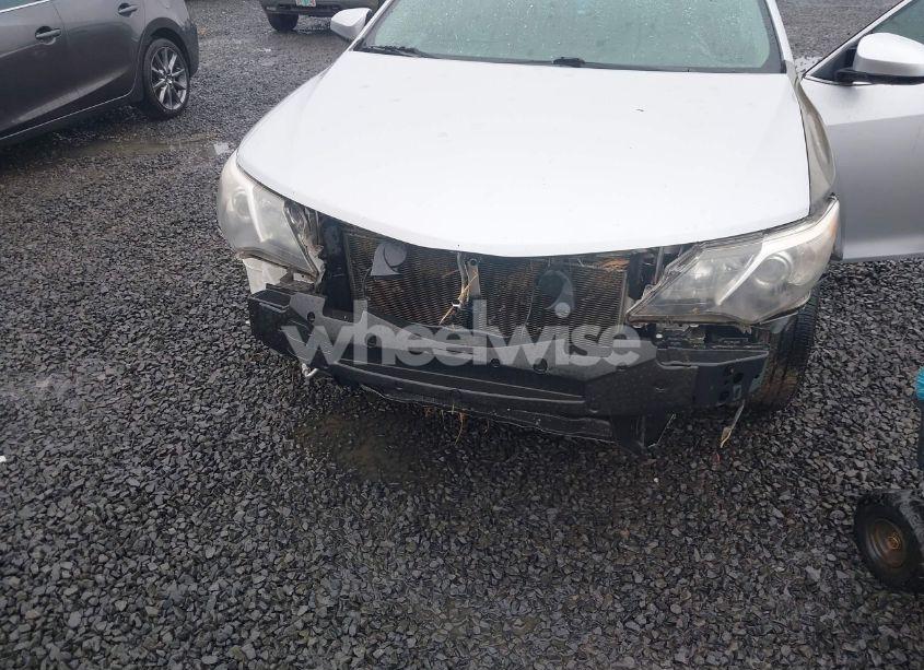 Photo 6 of 2014 Toyota Camry SE (VIN 4T1BF1FK7EU369861)