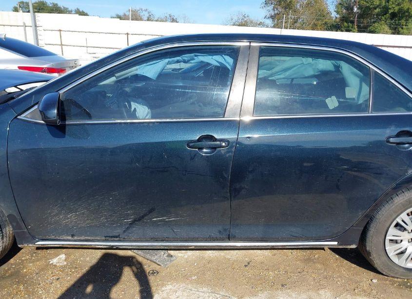 Photo 14 of 2014 Toyota Camry LE (VIN 4T1BF1FK7EU393593)