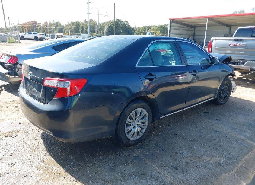 Photo 4 of 2014 Toyota Camry LE (VIN 4T1BF1FK7EU393593)