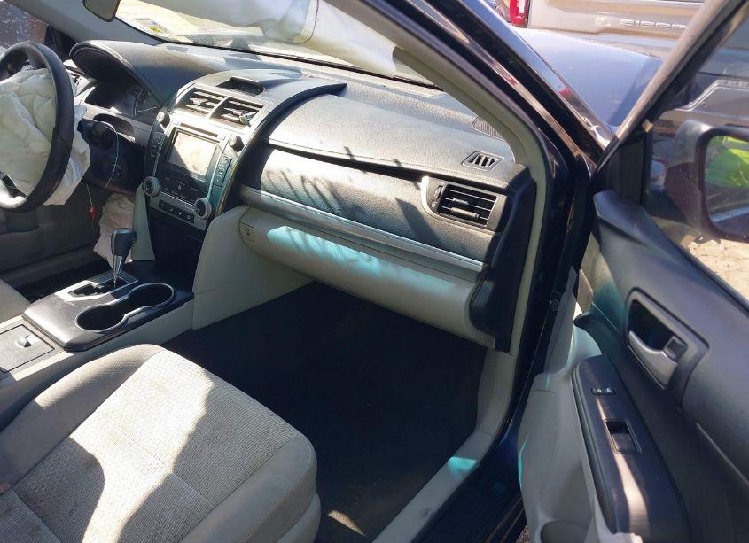 Photo 5 of 2014 Toyota Camry LE (VIN 4T1BF1FK7EU393593)