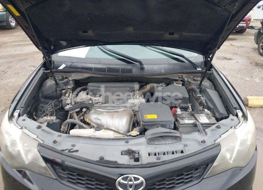 Photo 10 of 2014 Toyota Camry SE (VIN 4T1BF1FK7EU397854)