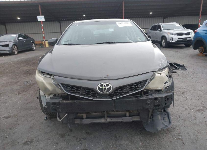 Photo 13 of 2014 Toyota Camry SE (VIN 4T1BF1FK7EU413468)
