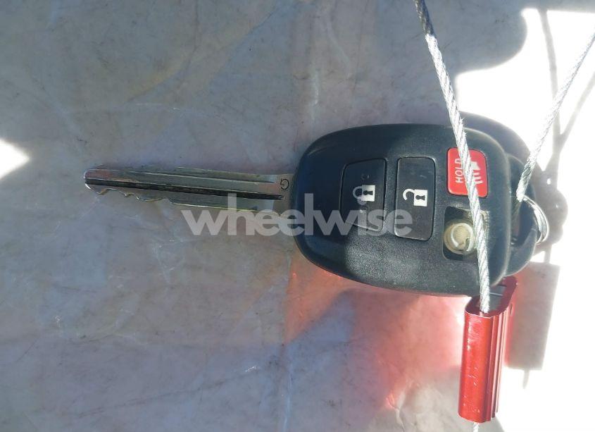 Photo 11 of 2014 Toyota Camry LE (VIN 4T1BF1FK7EU427435)