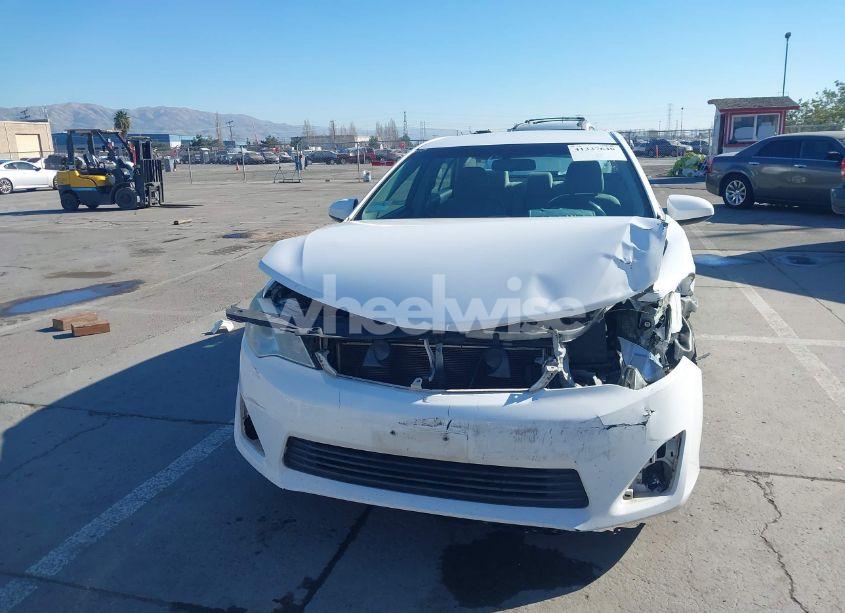 Photo 12 of 2014 Toyota Camry LE (VIN 4T1BF1FK7EU427435)