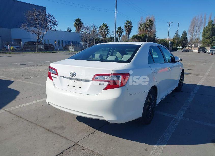 Photo 4 of 2014 Toyota Camry LE (VIN 4T1BF1FK7EU427435)
