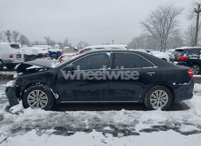 Photo 14 of 2014 Toyota Camry LE (VIN 4T1BF1FK7EU429749)