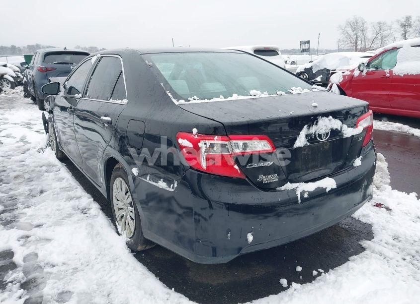 Photo 3 of 2014 Toyota Camry LE (VIN 4T1BF1FK7EU429749)