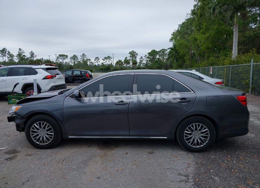 Photo 14 of 2014 Toyota Camry LE (VIN 4T1BF1FK7EU431467)