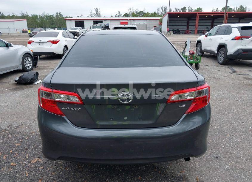 Photo 16 of 2014 Toyota Camry LE (VIN 4T1BF1FK7EU431467)