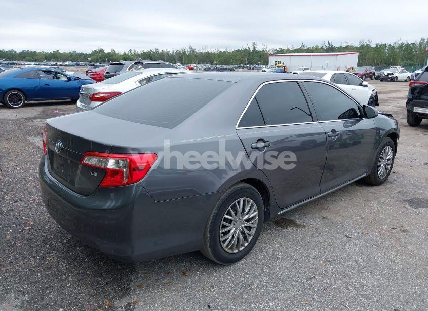 Photo 4 of 2014 Toyota Camry LE (VIN 4T1BF1FK7EU431467)