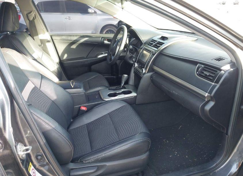 Photo 5 of 2014 Toyota Camry SE (VIN 4T1BF1FK7EU444834)