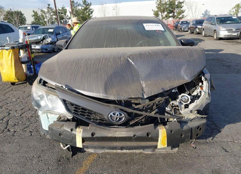 Photo 6 of 2014 Toyota Camry SE (VIN 4T1BF1FK7EU444834)