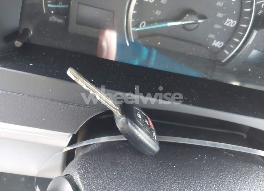 Photo 11 of 2014 Toyota Camry LE (VIN 4T1BF1FK7EU454201)