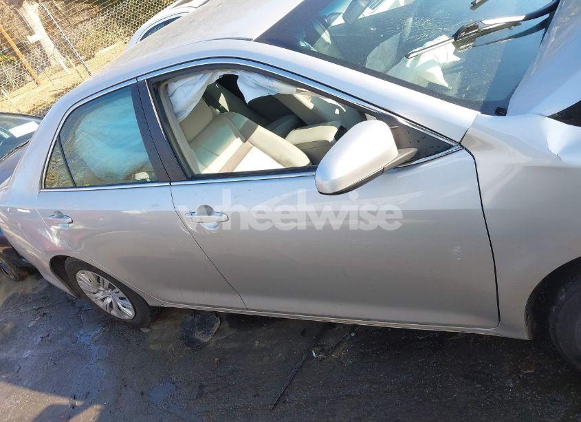 Photo 13 of 2014 Toyota Camry LE (VIN 4T1BF1FK7EU454201)