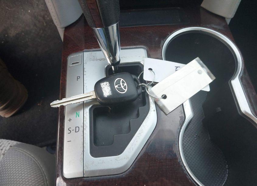 Photo 11 of 2014 Toyota Camry XLE (VIN 4T1BF1FK7EU470401)