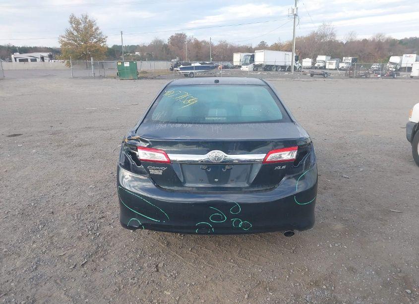 Photo 16 of 2014 Toyota Camry XLE (VIN 4T1BF1FK7EU470401)