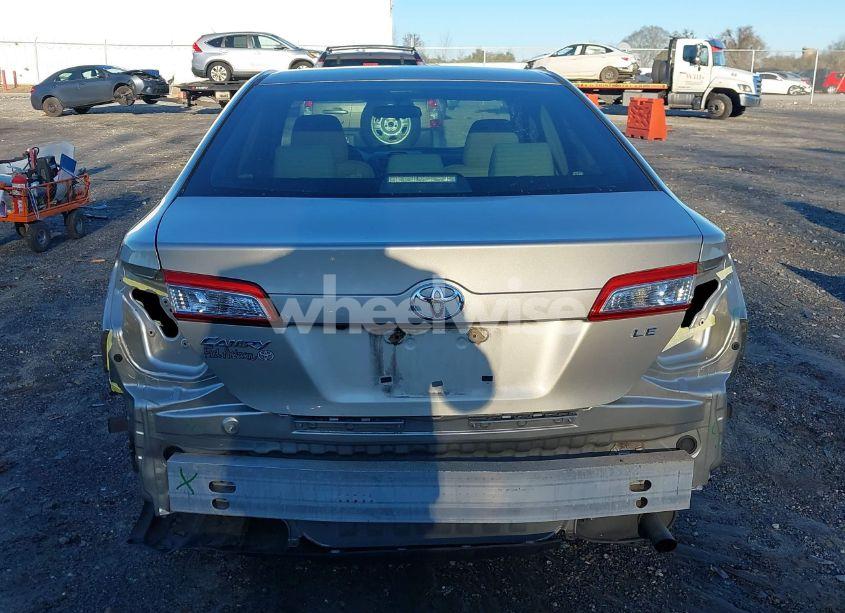 Photo 17 of 2014 Toyota Camry LE (VIN 4T1BF1FK7EU471242)