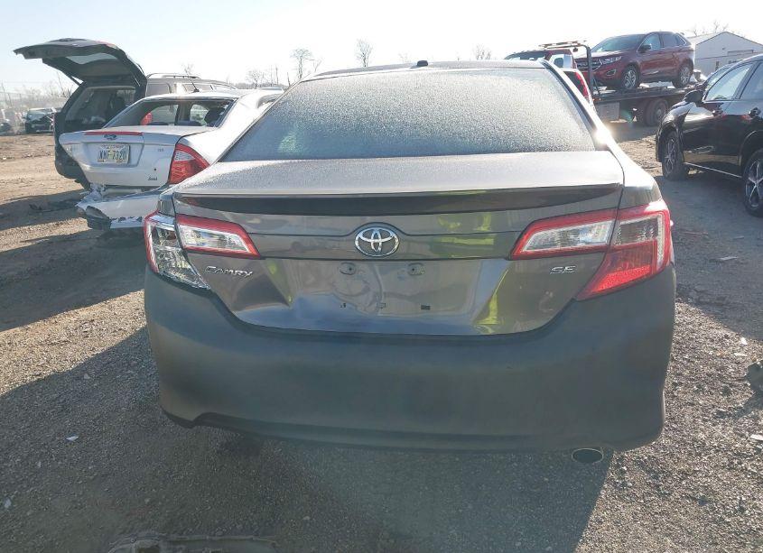 Photo 16 of 2014 Toyota Camry SE (VIN 4T1BF1FK7EU734409)