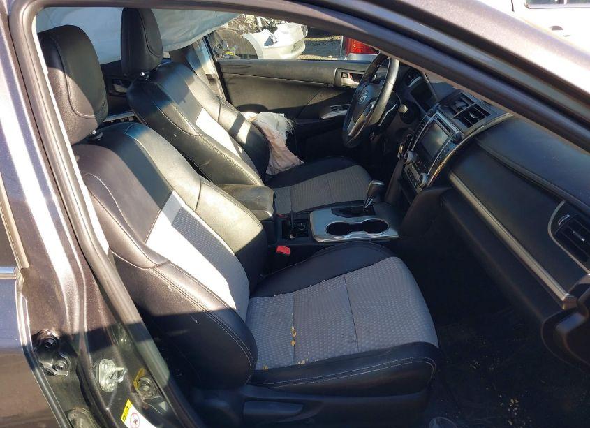 Photo 5 of 2014 Toyota Camry SE (VIN 4T1BF1FK7EU734409)