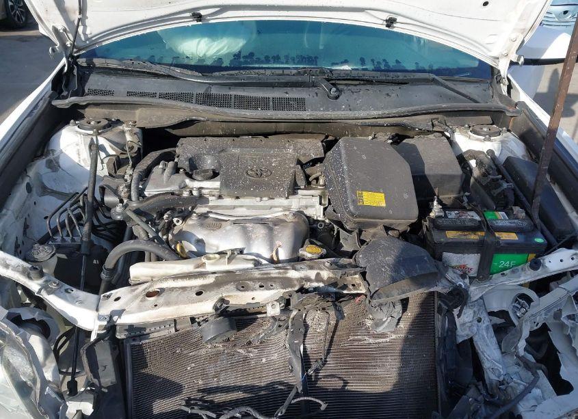 Photo 10 of 2014 Toyota Camry SE (VIN 4T1BF1FK7EU754451)