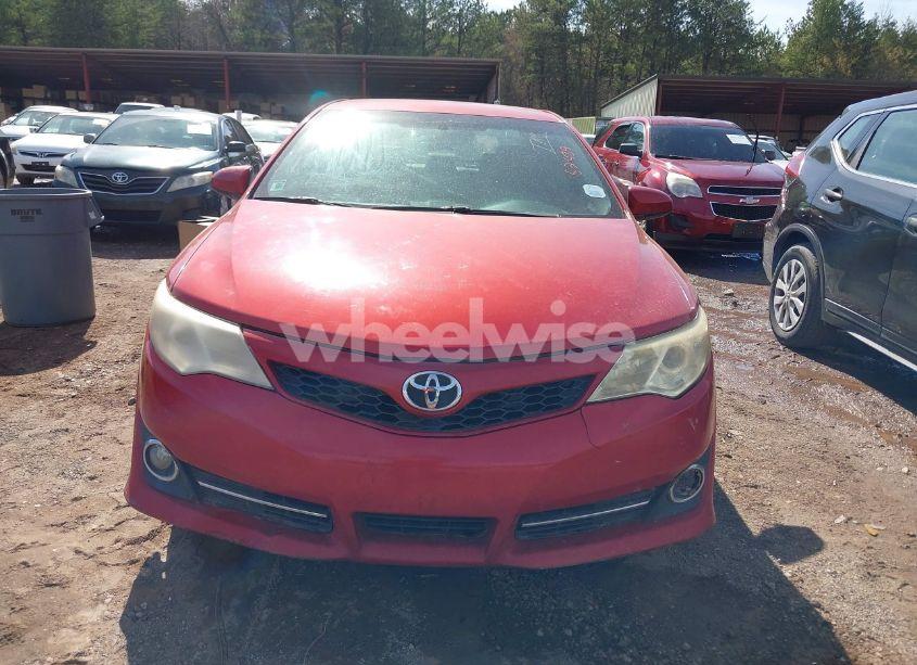 Photo 12 of 2014 Toyota Camry SE (VIN 4T1BF1FK7EU755406)