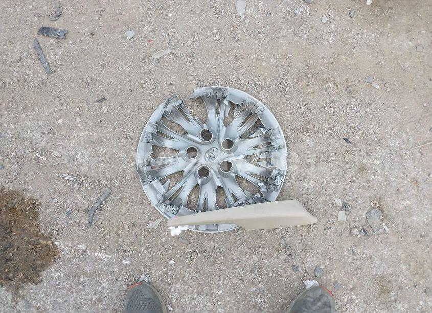 Photo 12 of 2014 Toyota Camry LE (VIN 4T1BF1FK7EU773422)