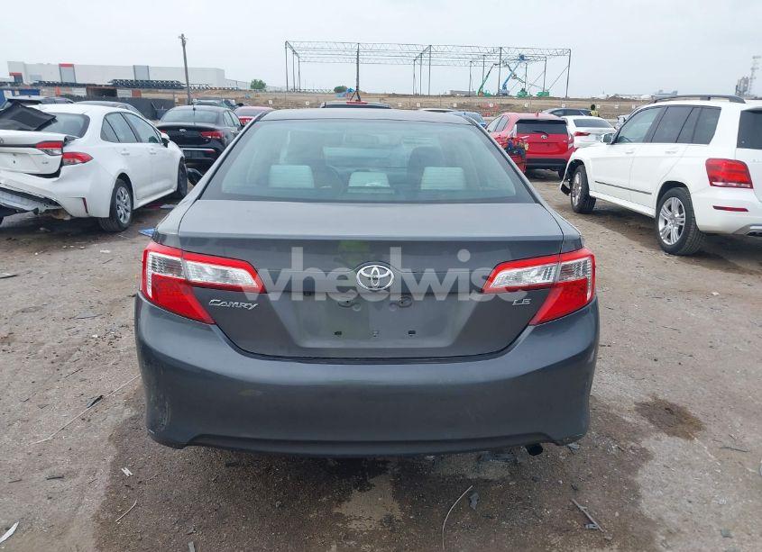 Photo 17 of 2014 Toyota Camry LE (VIN 4T1BF1FK7EU773422)