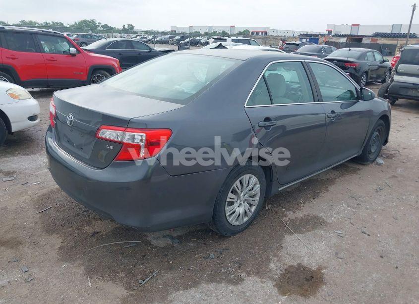 Photo 4 of 2014 Toyota Camry LE (VIN 4T1BF1FK7EU773422)